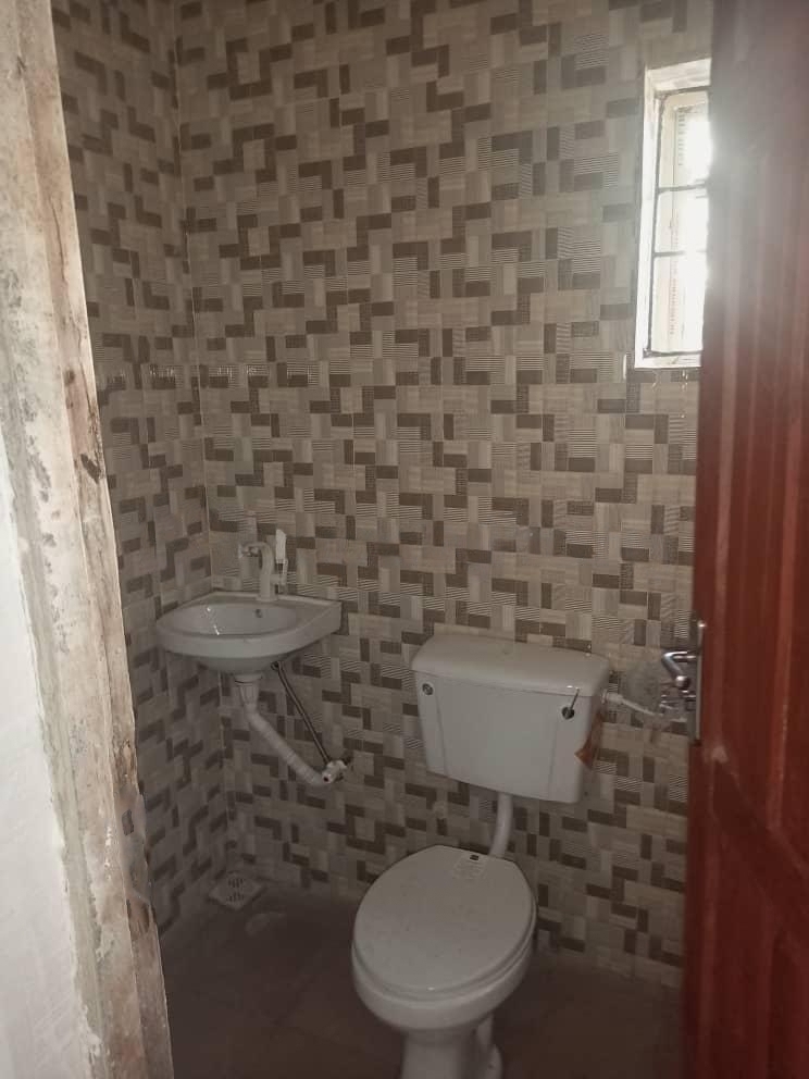 real estate company in Nigeria for 2 Bedroom Flat / Apartment for Rent Toilet View